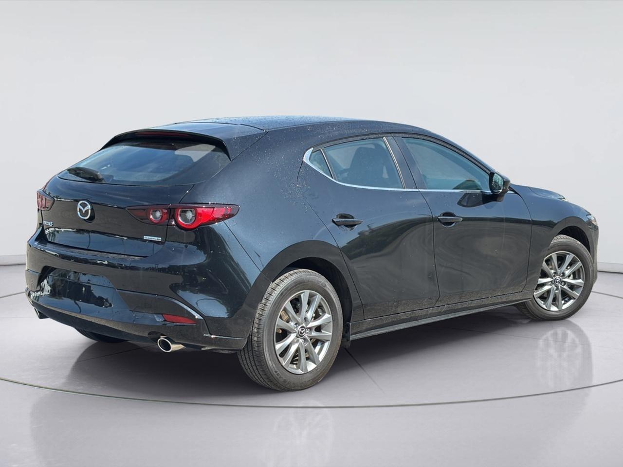 2025 Mazda 3 GS Photo