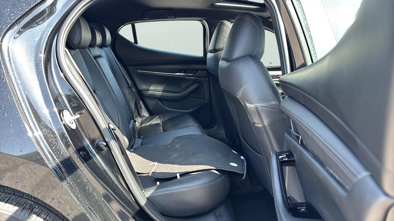 2025 Mazda 3 GS Photo