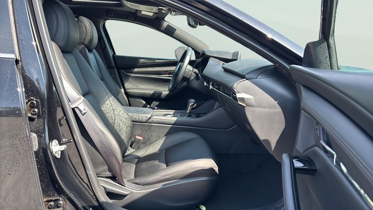 2025 Mazda 3 GS Photo