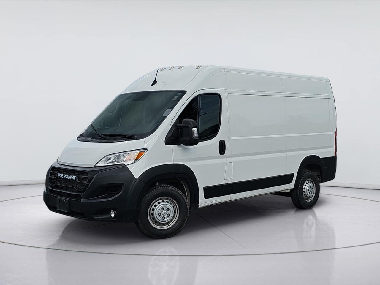 2025 RAM ProMaster Tradesman Photo0
