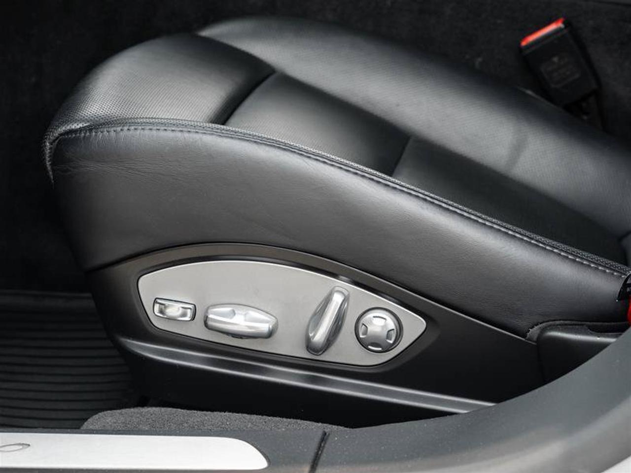 2015 Porsche Panamera Turbo Premium Pkg Plus Sport Pkg Burmester® High-E Photo
