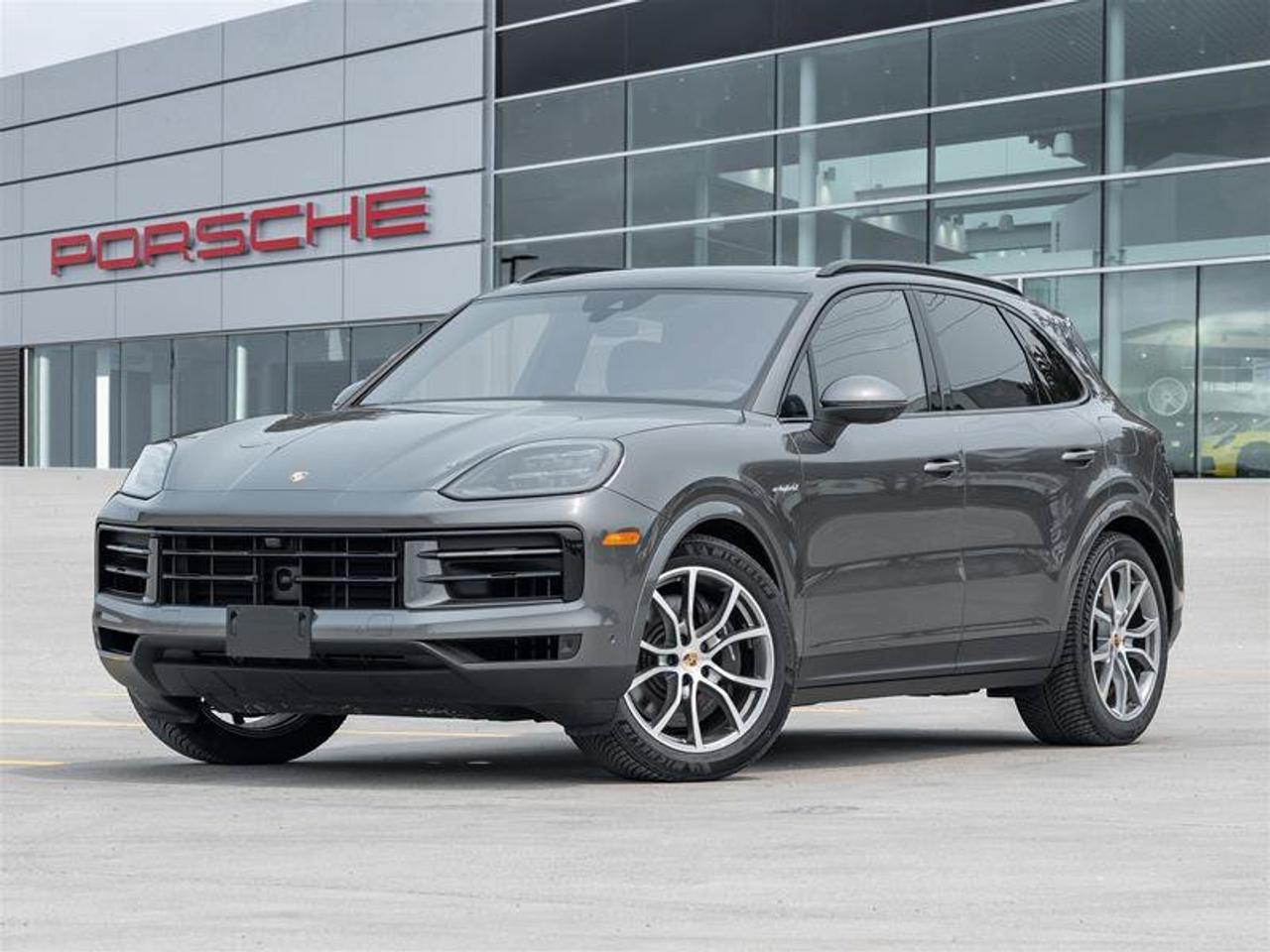 2026 Porsche Cayenne E-Hybrid AWD 2 Sets of Wheels and Tires Premium Pl Photo0