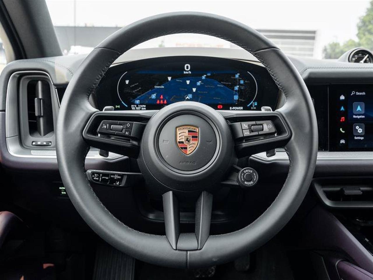 2026 Porsche Cayenne E-Hybrid AWD 2 Sets of Wheels and Tires Premium Pl Photo