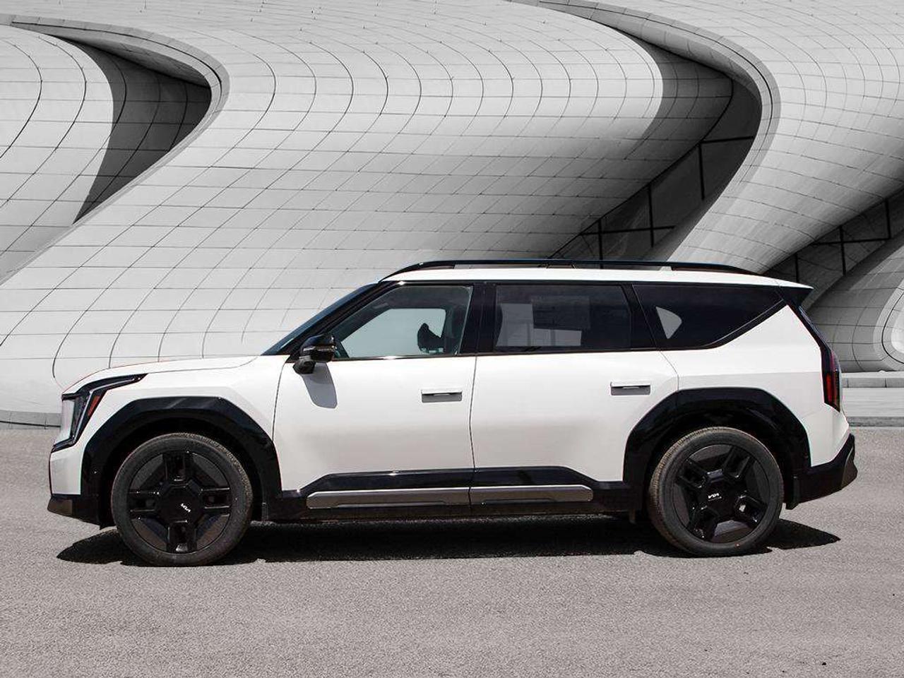 2026 Kia EV9 LAND W/GT-LINE PACKAGE Photo