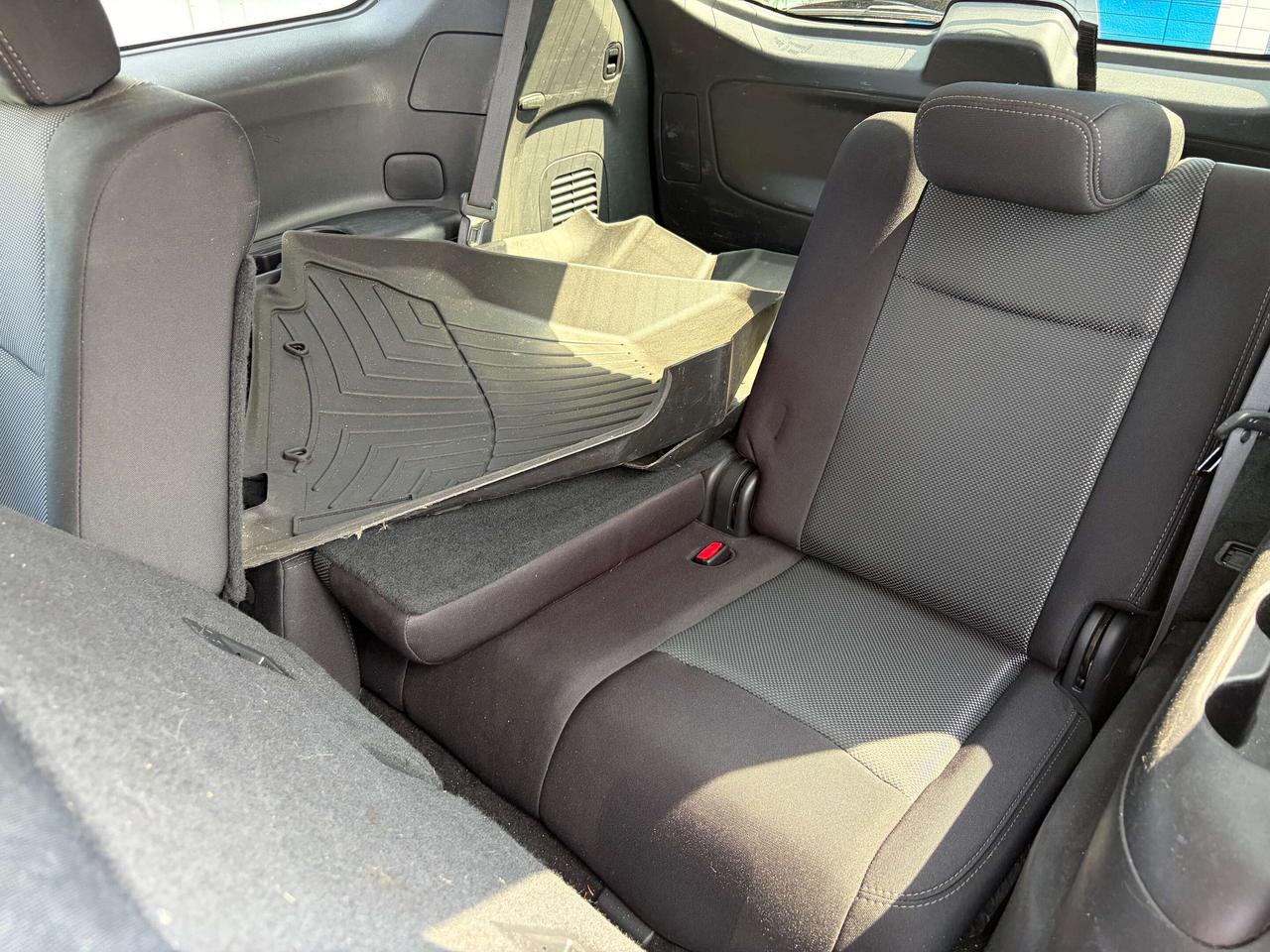 2018 Nissan Pathfinder S Photo