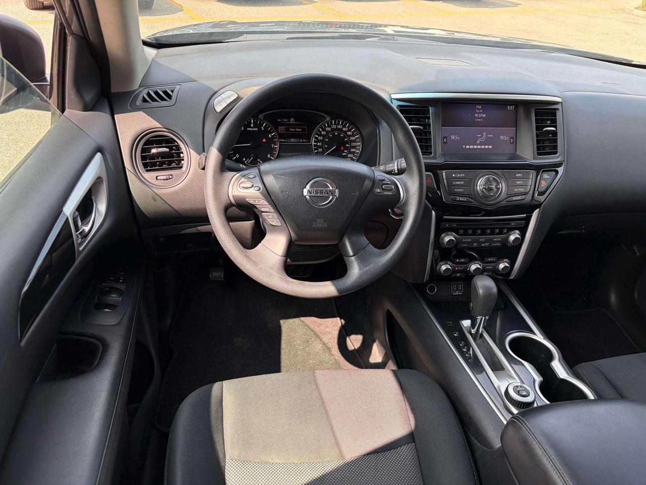 2018 Nissan Pathfinder S Photo