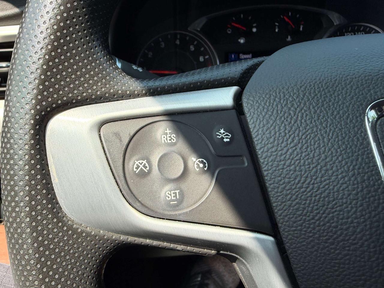 2022 GMC Acadia SLE Photo