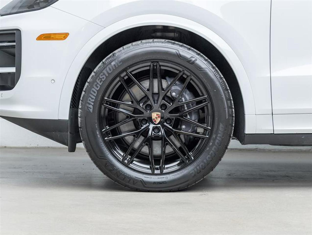 2026 Porsche Cayenne  Photo