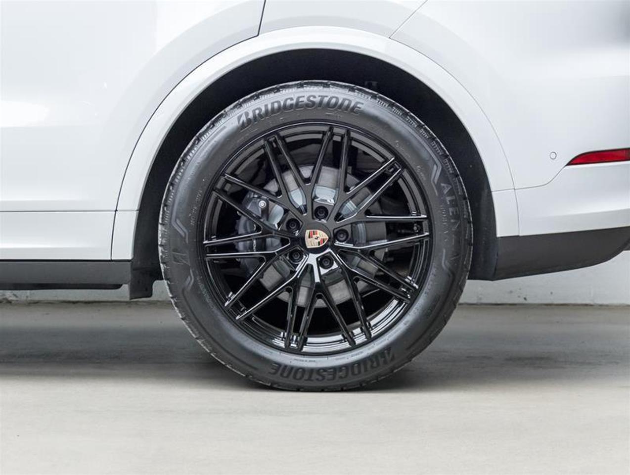 2026 Porsche Cayenne  Photo