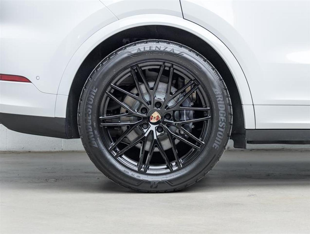 2026 Porsche Cayenne  Photo