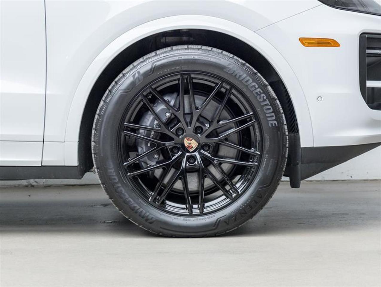 2026 Porsche Cayenne  Photo
