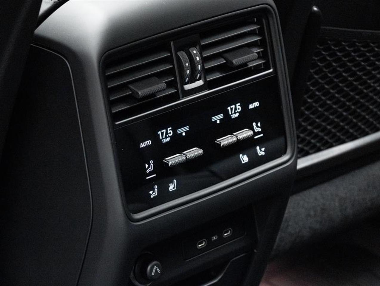 2026 Porsche Cayenne  Photo