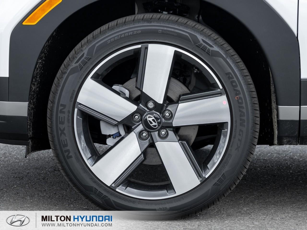 2026 Hyundai Santa Fe HEV Luxury 4dr All-Wheel Drive Photo