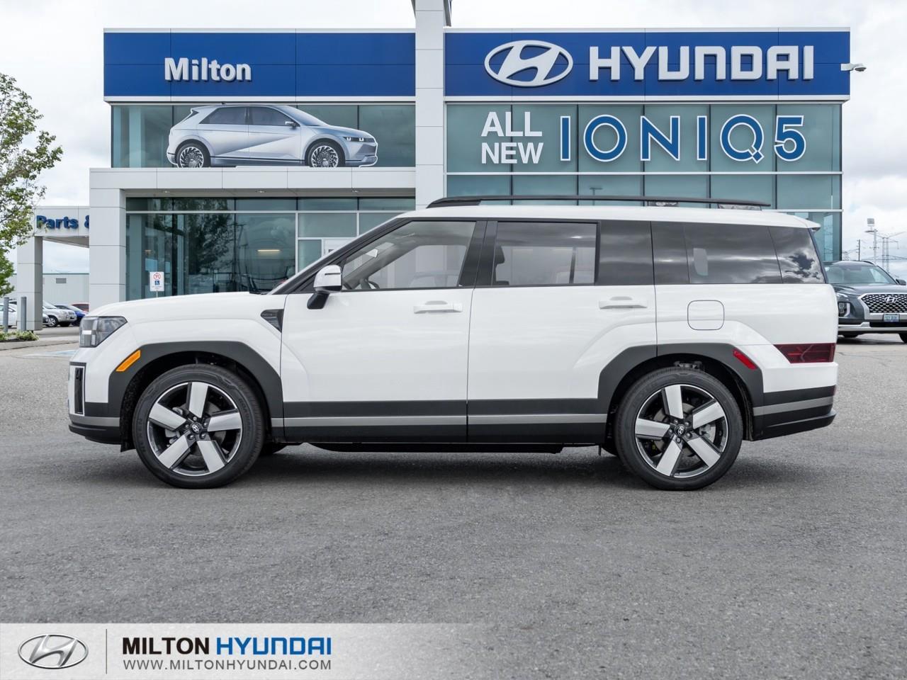 2026 Hyundai Santa Fe HEV Luxury 4dr All-Wheel Drive Photo2