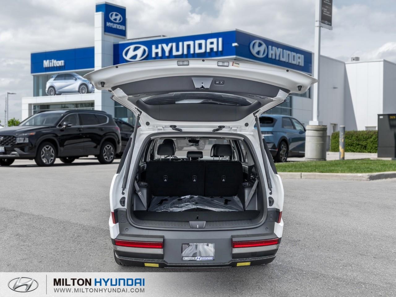 2026 Hyundai Santa Fe HEV Luxury 4dr All-Wheel Drive Photo