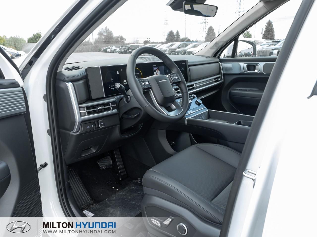 2026 Hyundai Santa Fe HEV Luxury 4dr All-Wheel Drive Photo