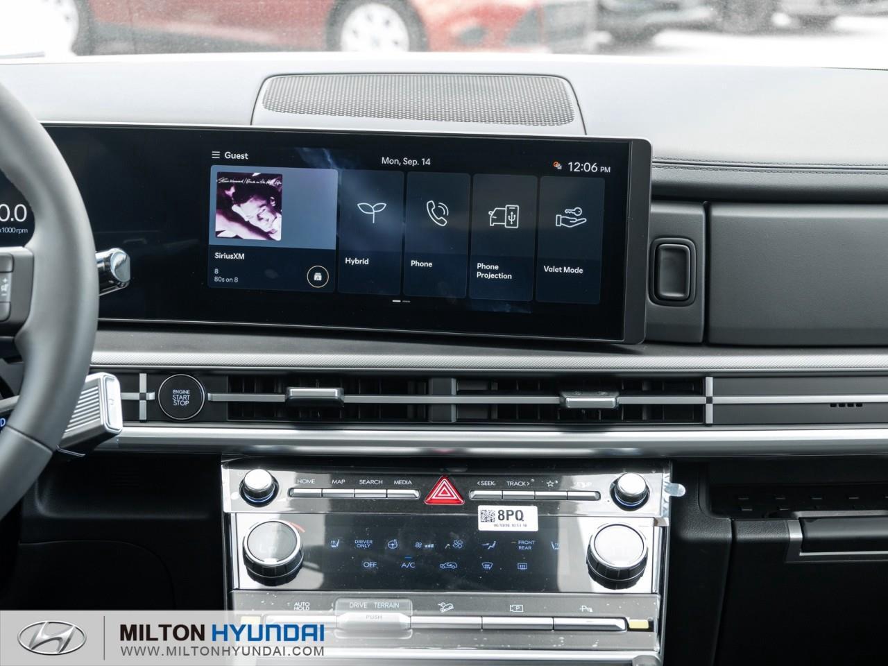 2026 Hyundai Santa Fe HEV Luxury 4dr All-Wheel Drive Photo
