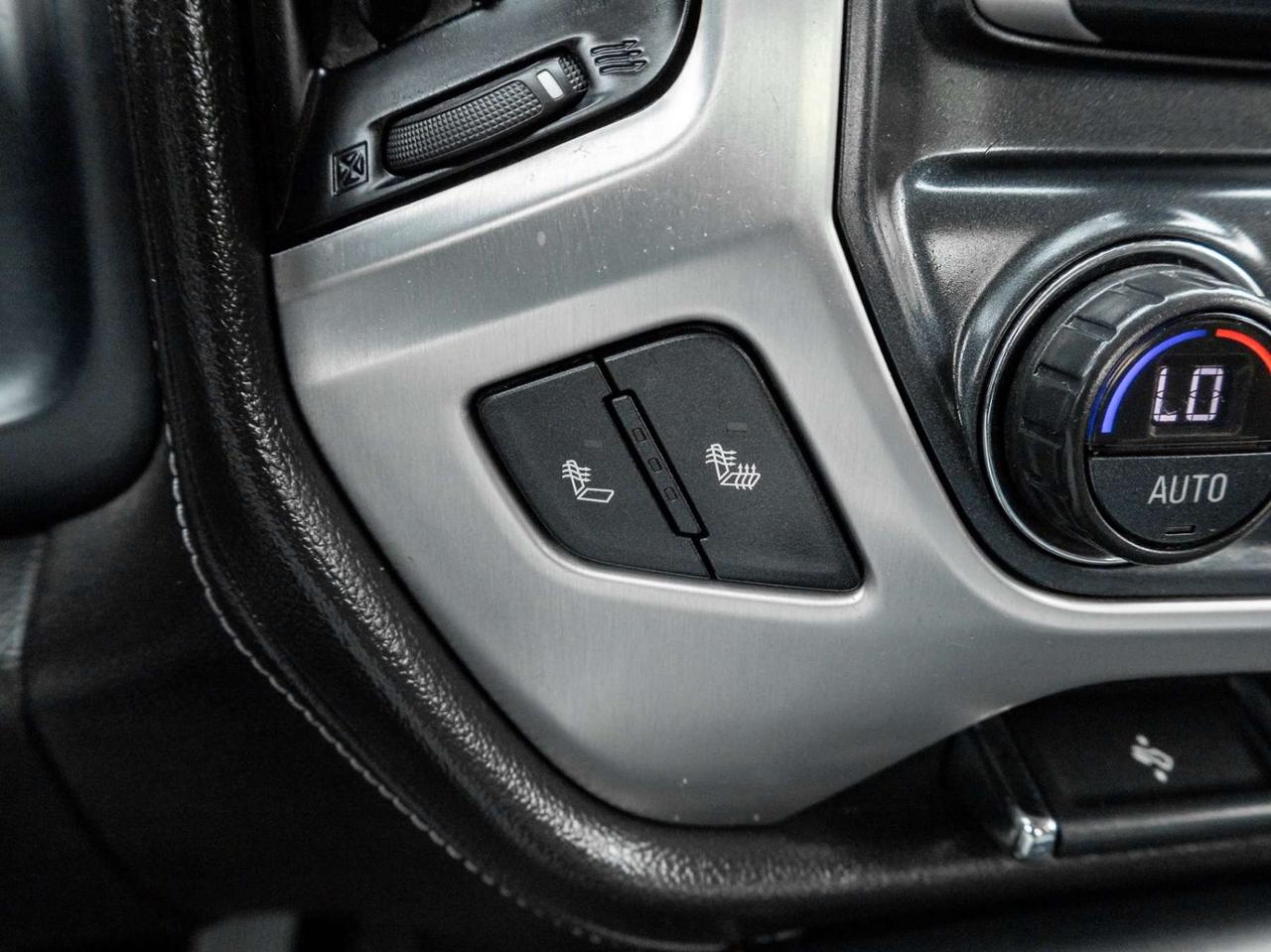 2018 GMC Sierra 1500 4WD Crew Cab 143.5 SLE, Camera, Nav Photo