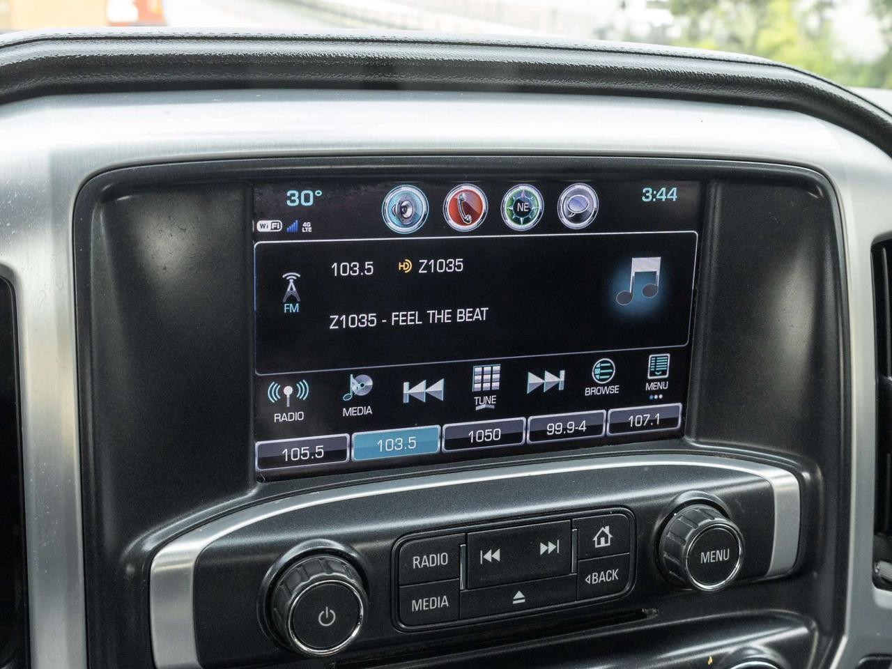 2018 GMC Sierra 1500 4WD Crew Cab 143.5 SLE, Camera, Nav Photo