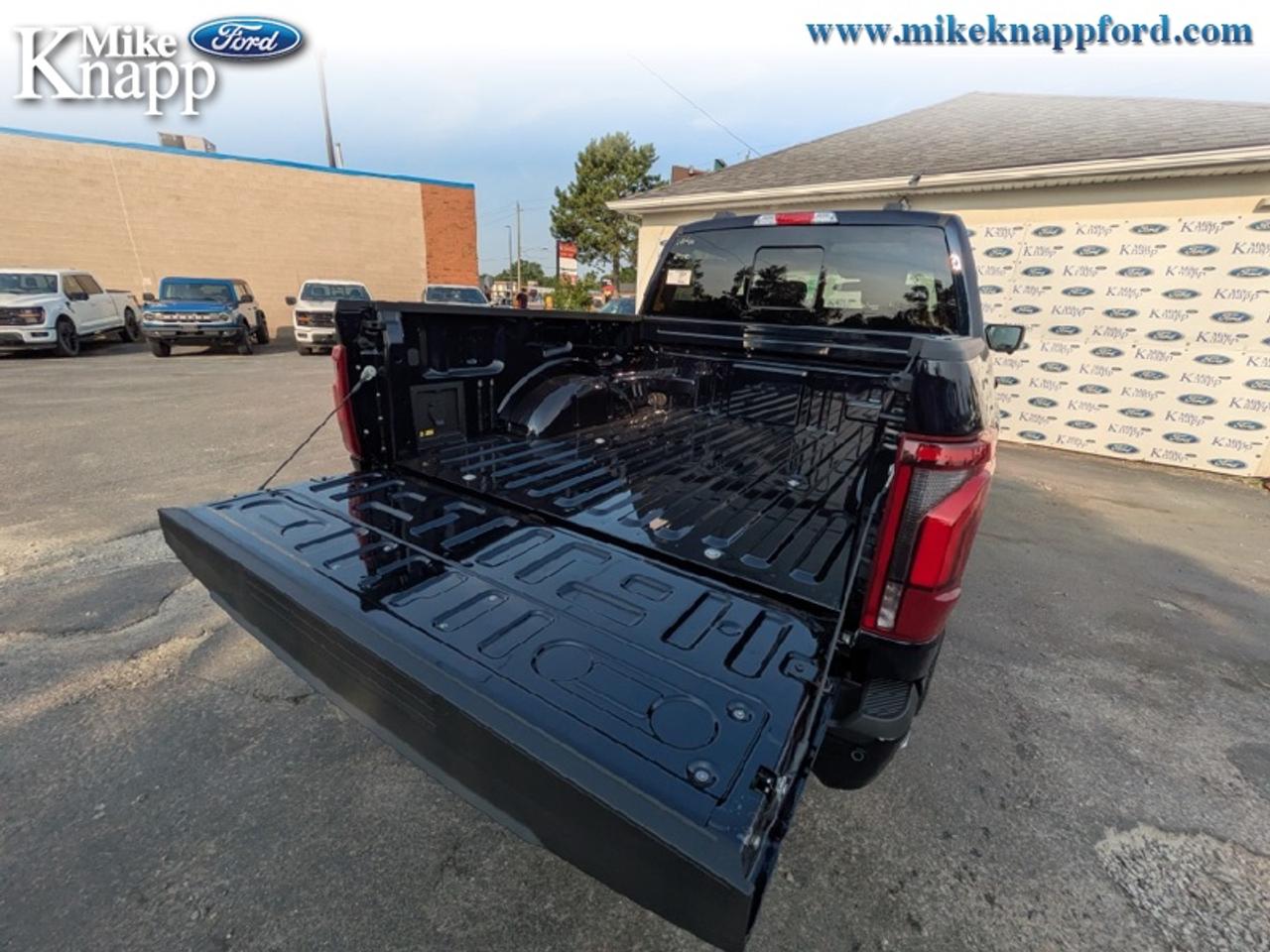 2026 Ford F-150 Lariat Photo4