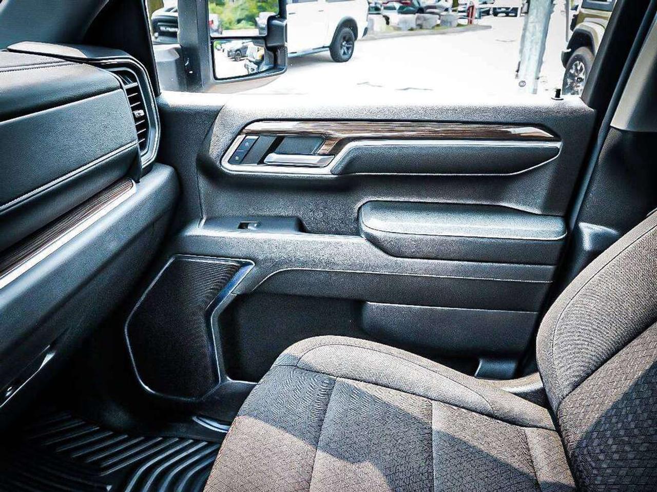 2024 Chevrolet 1500  Photo