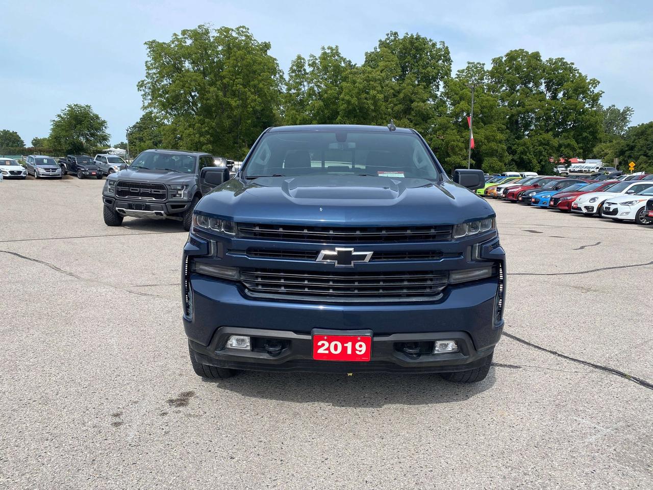 2019 Chevrolet Silverado 1500 RST, CLEAN CARFAX, REMOTE START, BACK UP CAMERA! Photo