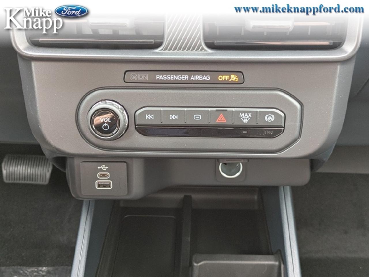 2026 Ford Maverick XL Photo