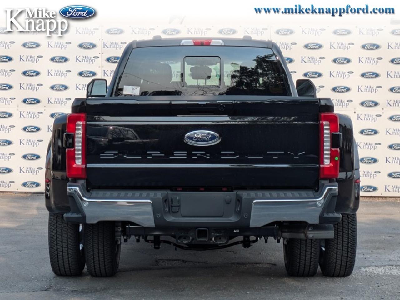 2026 Ford F-350 Super Duty Lariat Photo