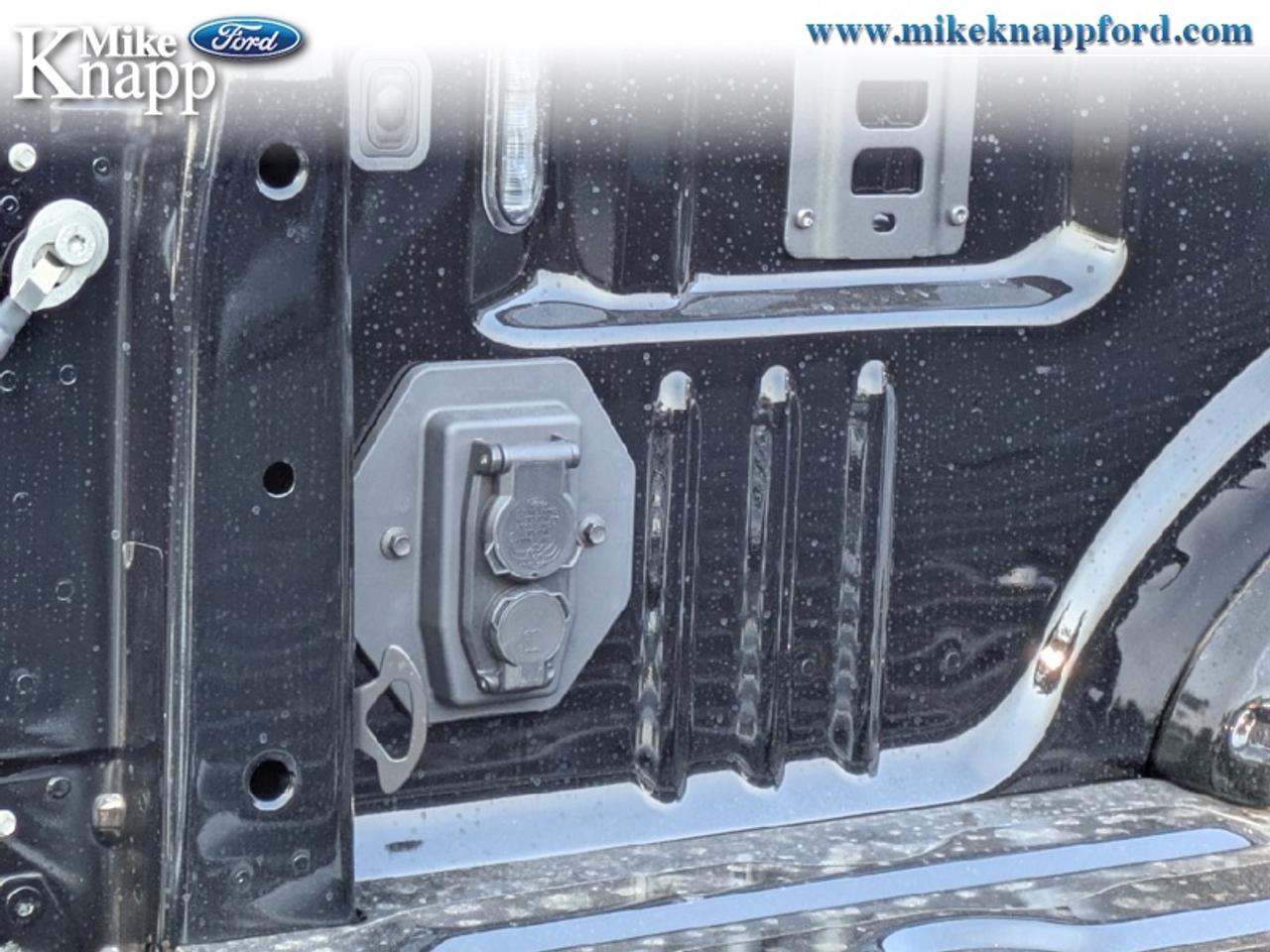 2026 Ford F-350 Super Duty Lariat Photo