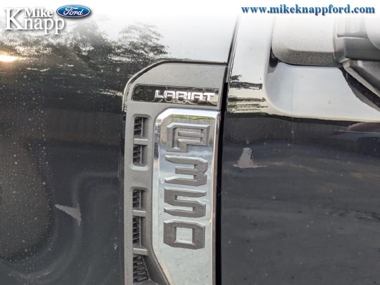 2026 Ford F-350 Super Duty Lariat Photo