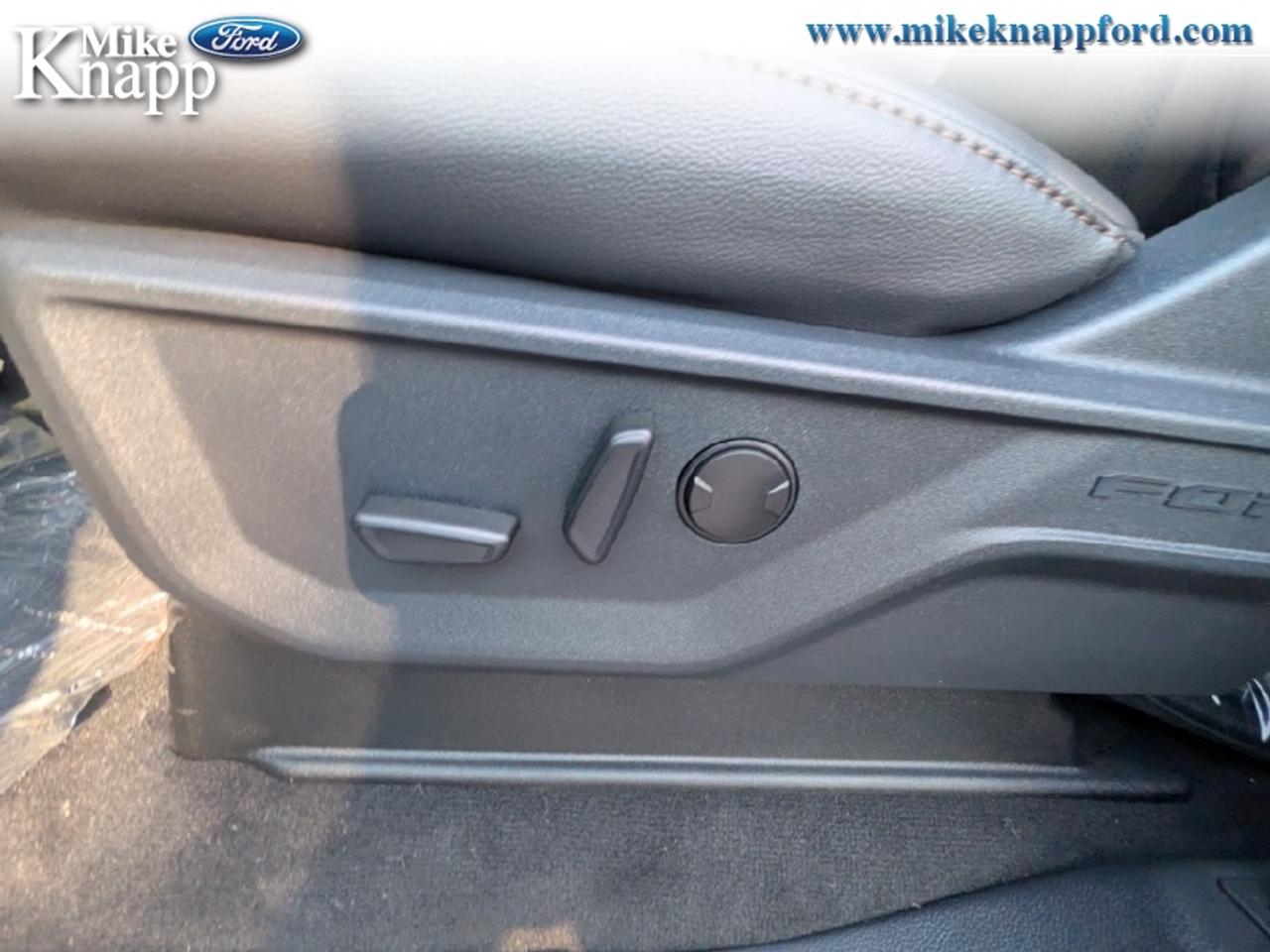 2026 Ford F-350 Super Duty Lariat Photo