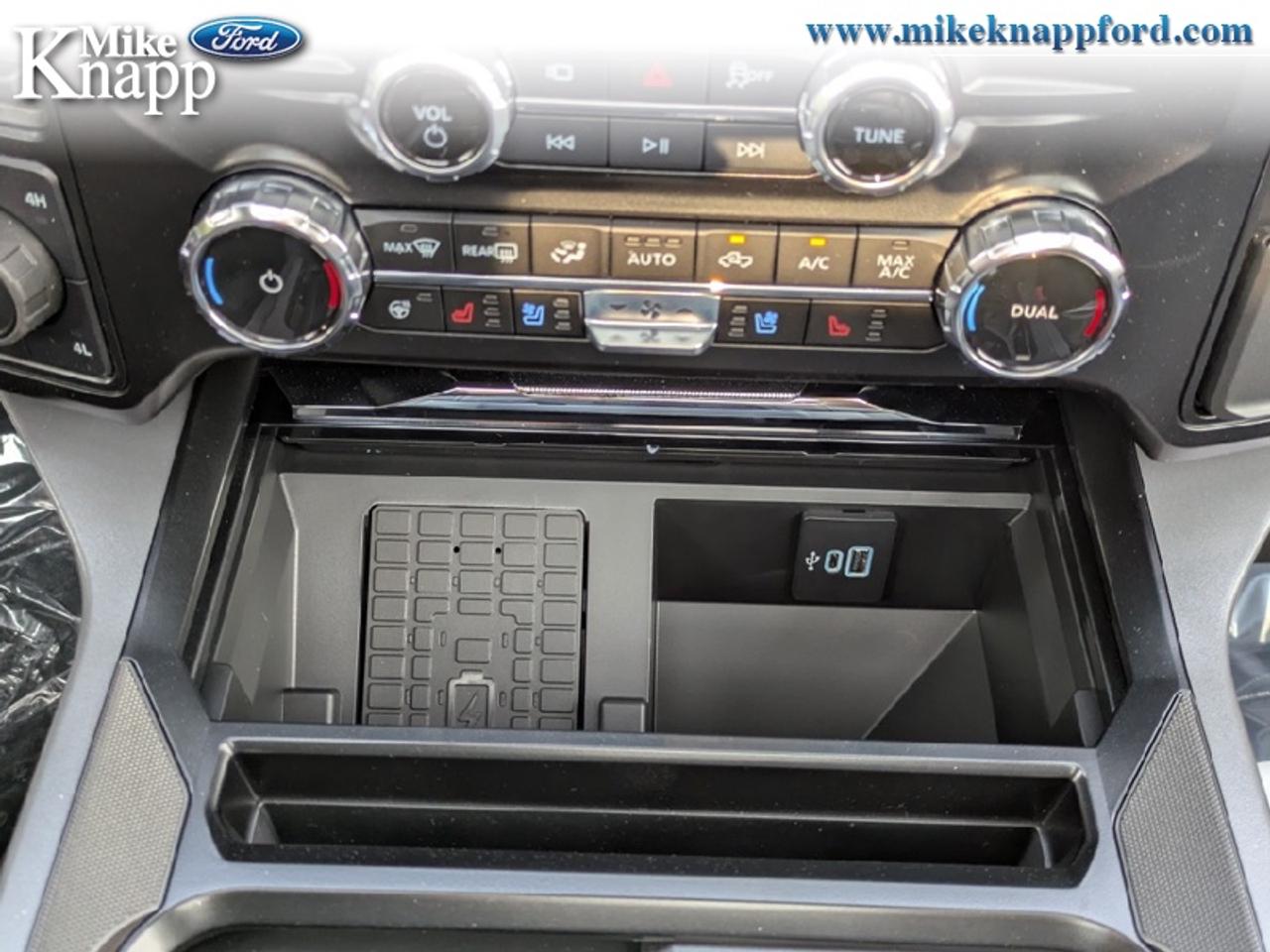 2026 Ford F-350 Super Duty Lariat Photo