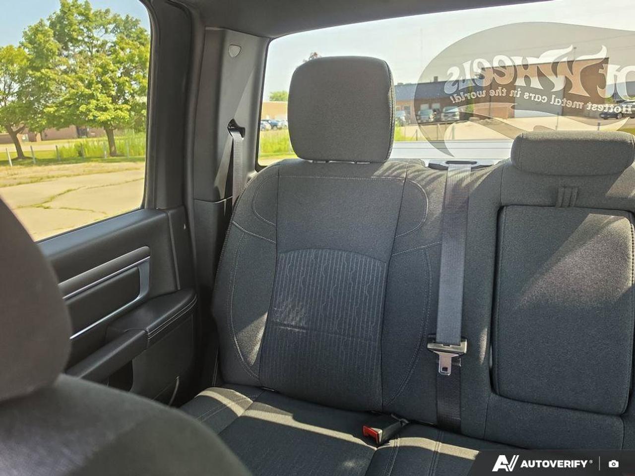 2021 RAM 1500 Classic WARLOCK Photo