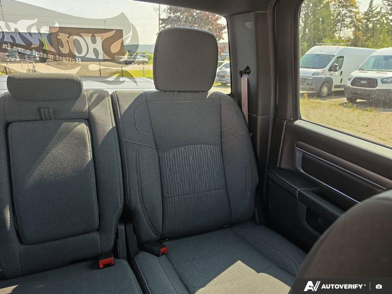 2021 RAM 1500 Classic WARLOCK Photo