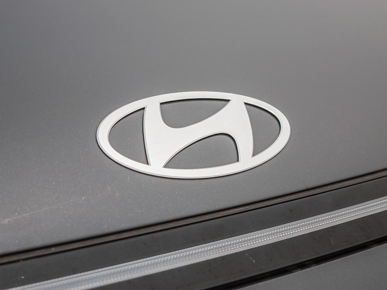 2025 Hyundai KONA 1.6T Preferred Sport 4dr All-Wheel Drive Photo