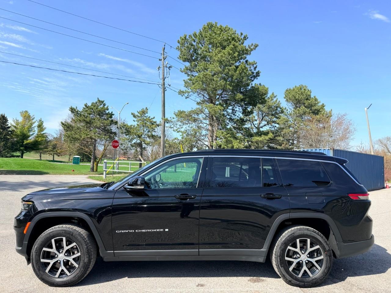 2025 Jeep Grand Cherokee L Limited 4dr 4x4 Photo