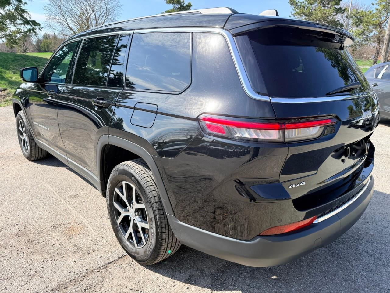 2025 Jeep Grand Cherokee L Limited 4dr 4x4 Photo