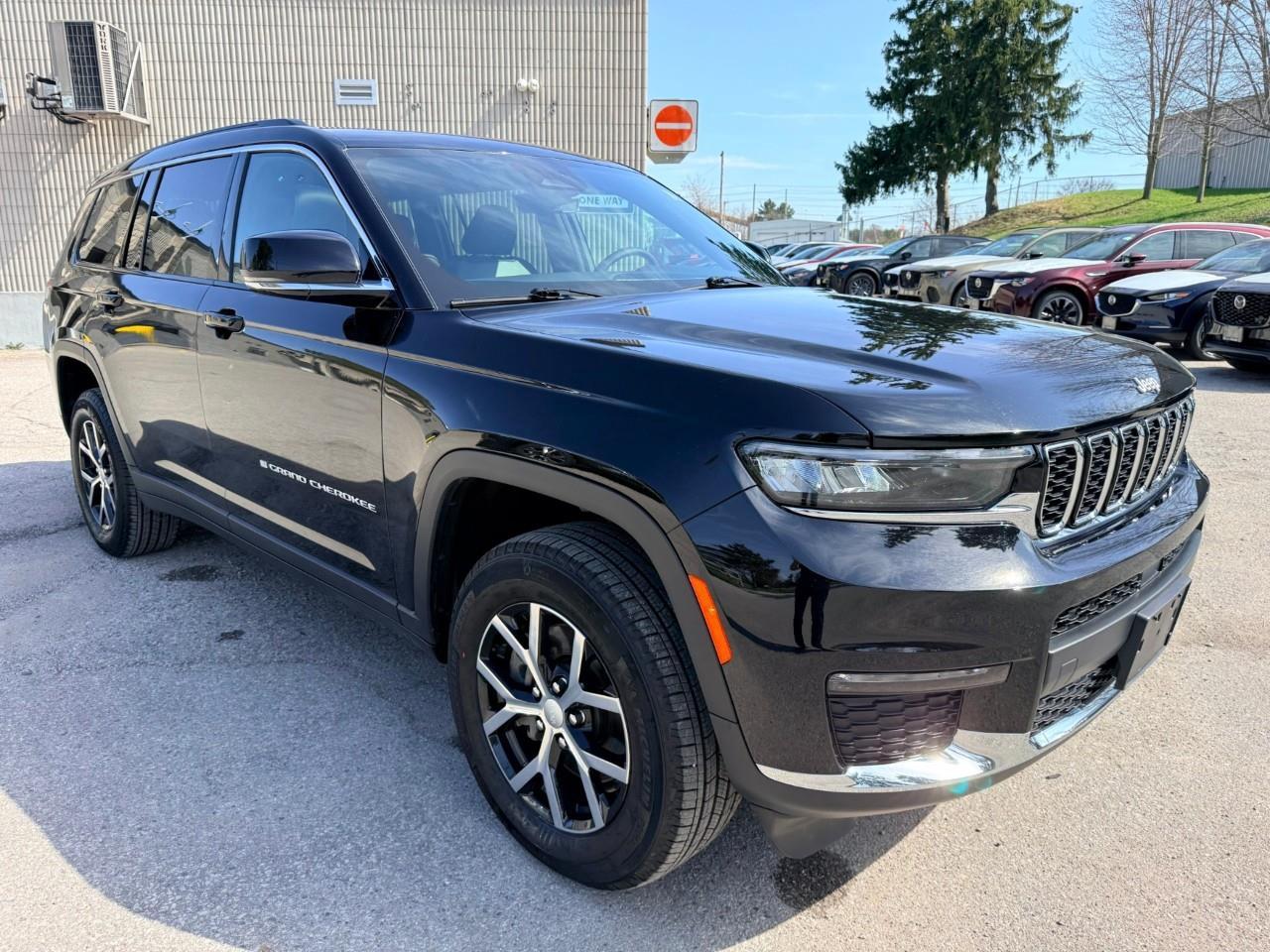 2025 Jeep Grand Cherokee L Limited 4dr 4x4 Photo