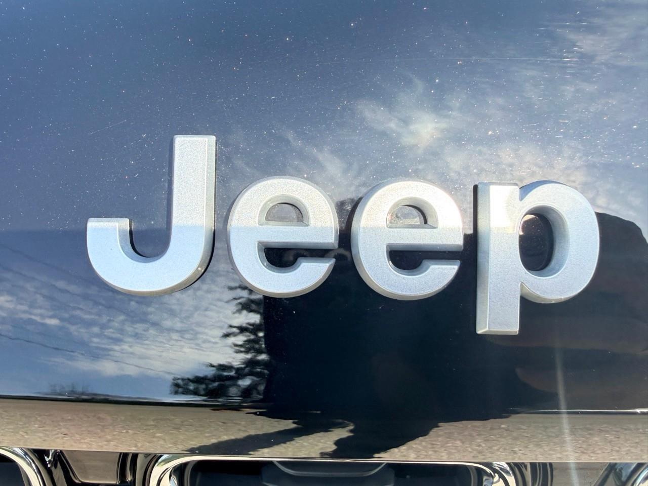 2025 Jeep Grand Cherokee L Limited 4dr 4x4 Photo