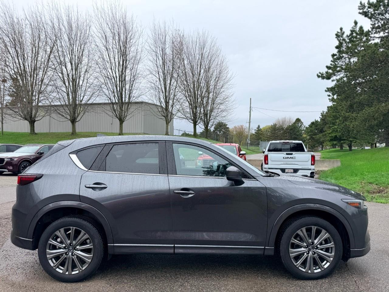 2024 Mazda CX-5 Signature 4dr i-ACTIV All-Wheel Drive Sport Utility Photo