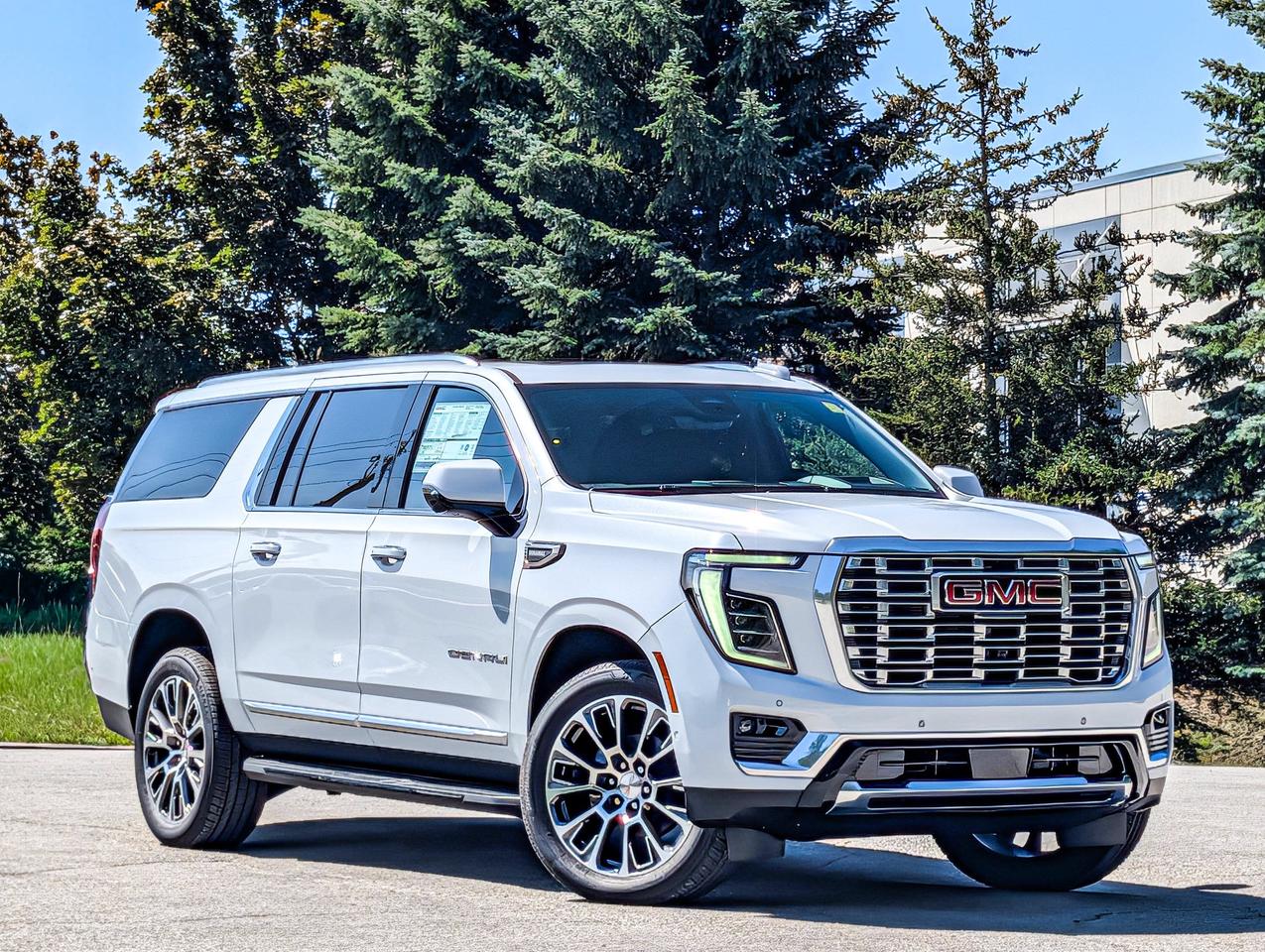 2026 GMC Yukon XL Denali Photo1