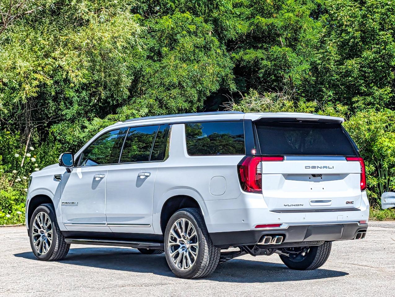 2026 GMC Yukon XL Denali Photo