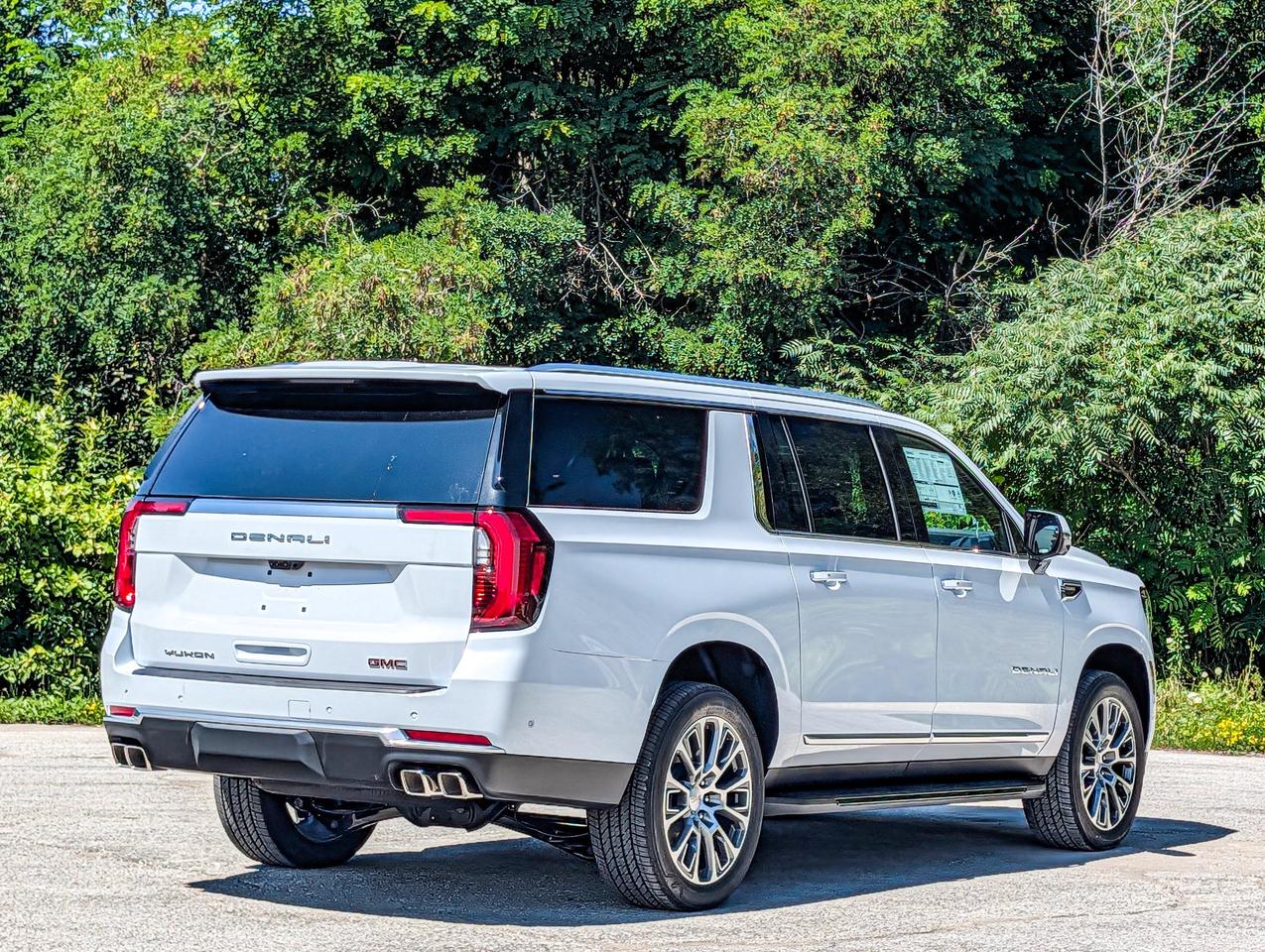 2026 GMC Yukon XL Denali Photo