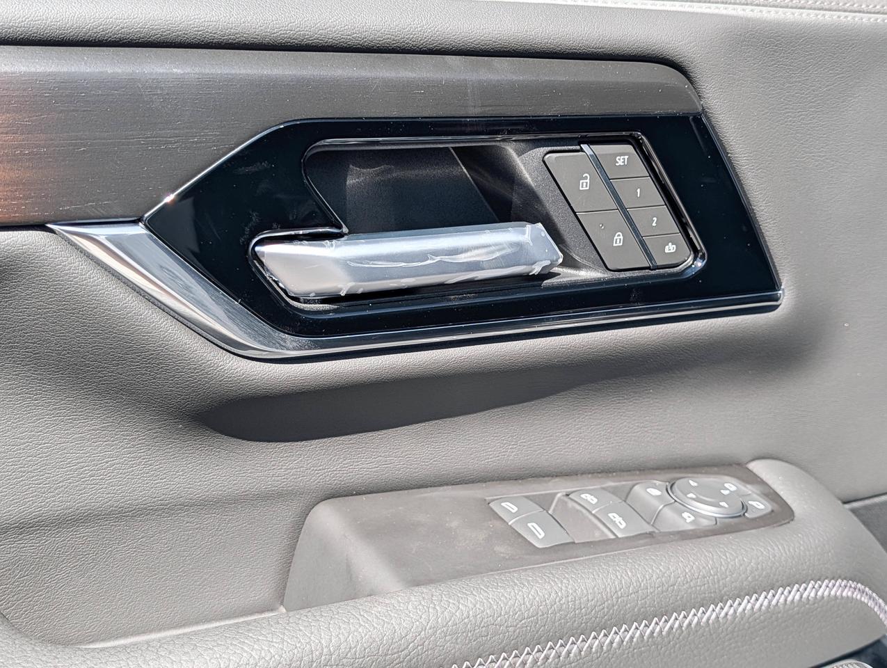 2026 GMC Yukon XL Denali Photo
