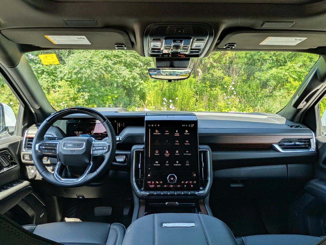 2026 GMC Yukon XL Denali Photo