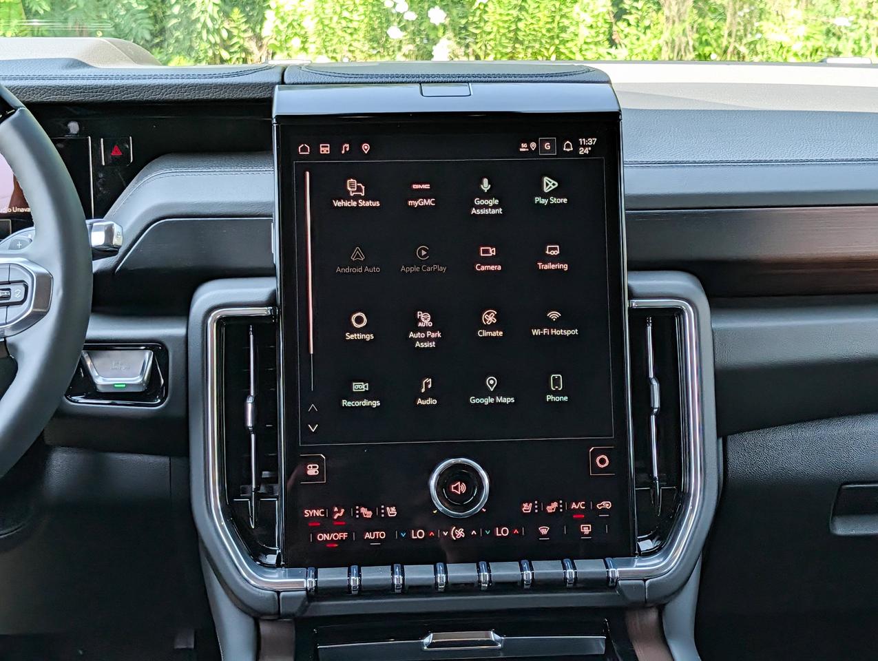 2026 GMC Yukon XL Denali Photo