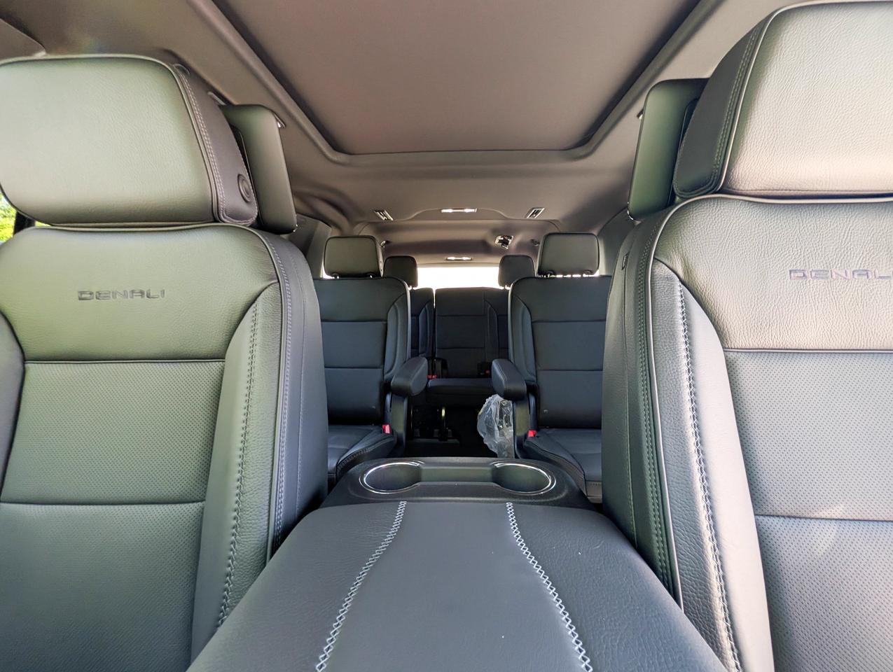 2026 GMC Yukon XL Denali Photo