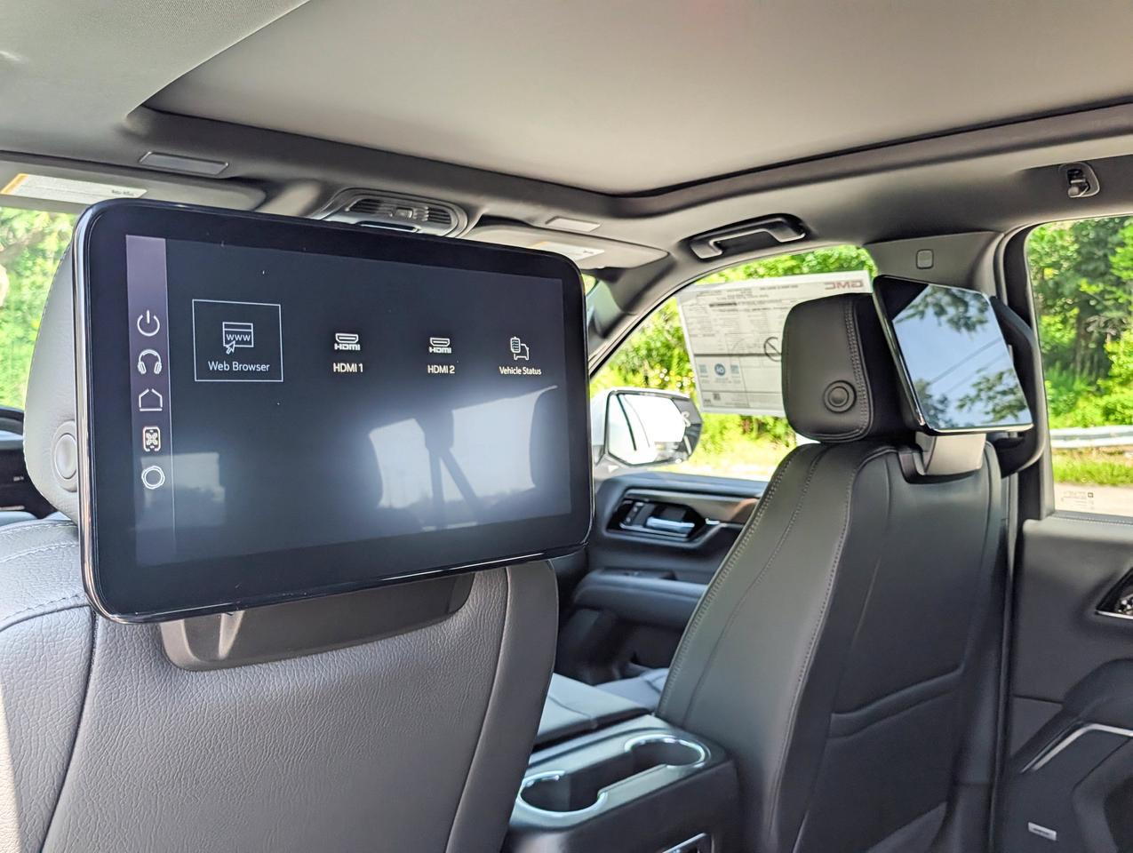 2026 GMC Yukon XL Denali Photo