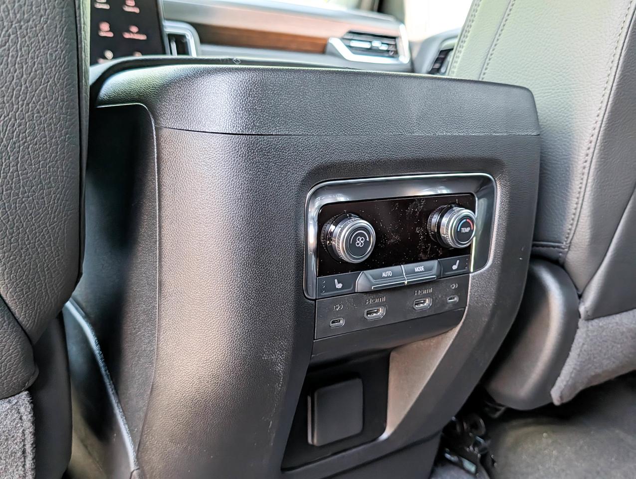 2026 GMC Yukon XL Denali Photo
