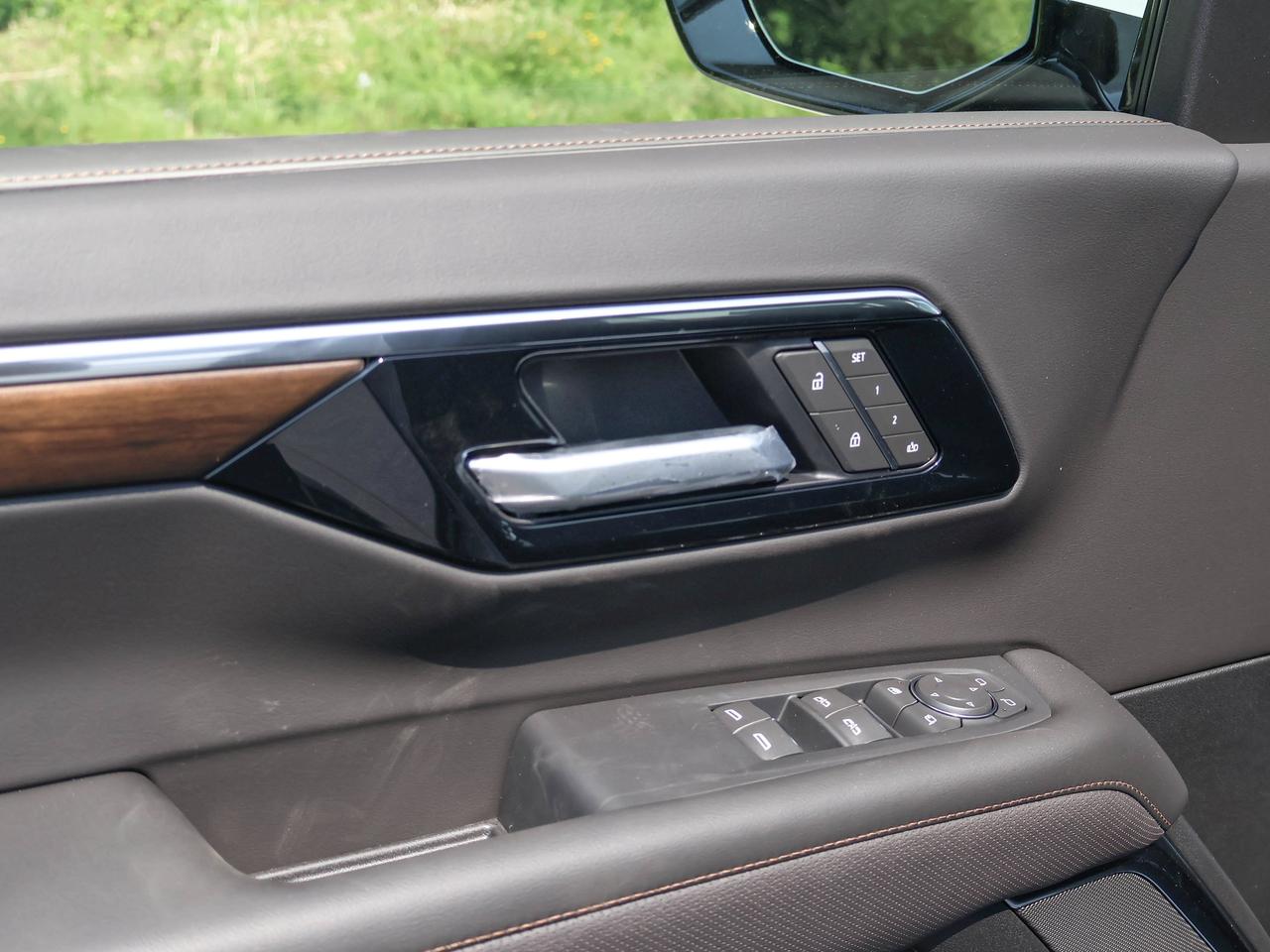 2026 Chevrolet Tahoe HIGH COUNTRY Photo